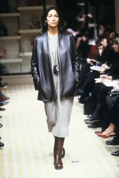 Look 30